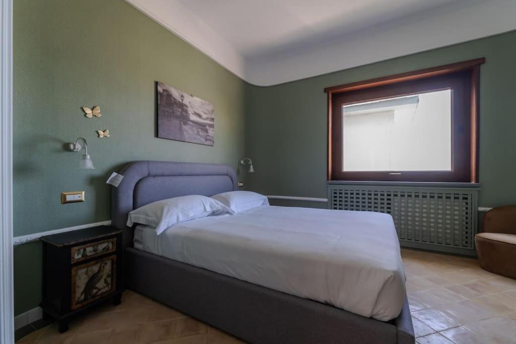 Butterfly Panoramic Apartment Наполи Екстериор снимка